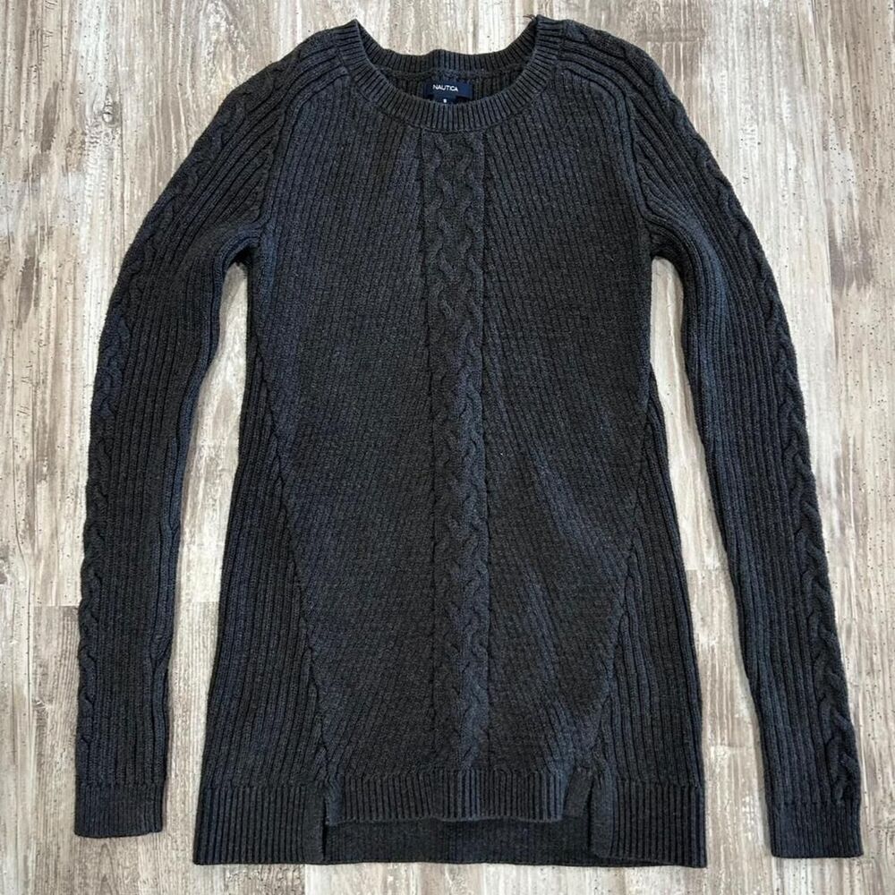 Nautica Women's preppy minmalist casual charcoal gray cable knit sweater